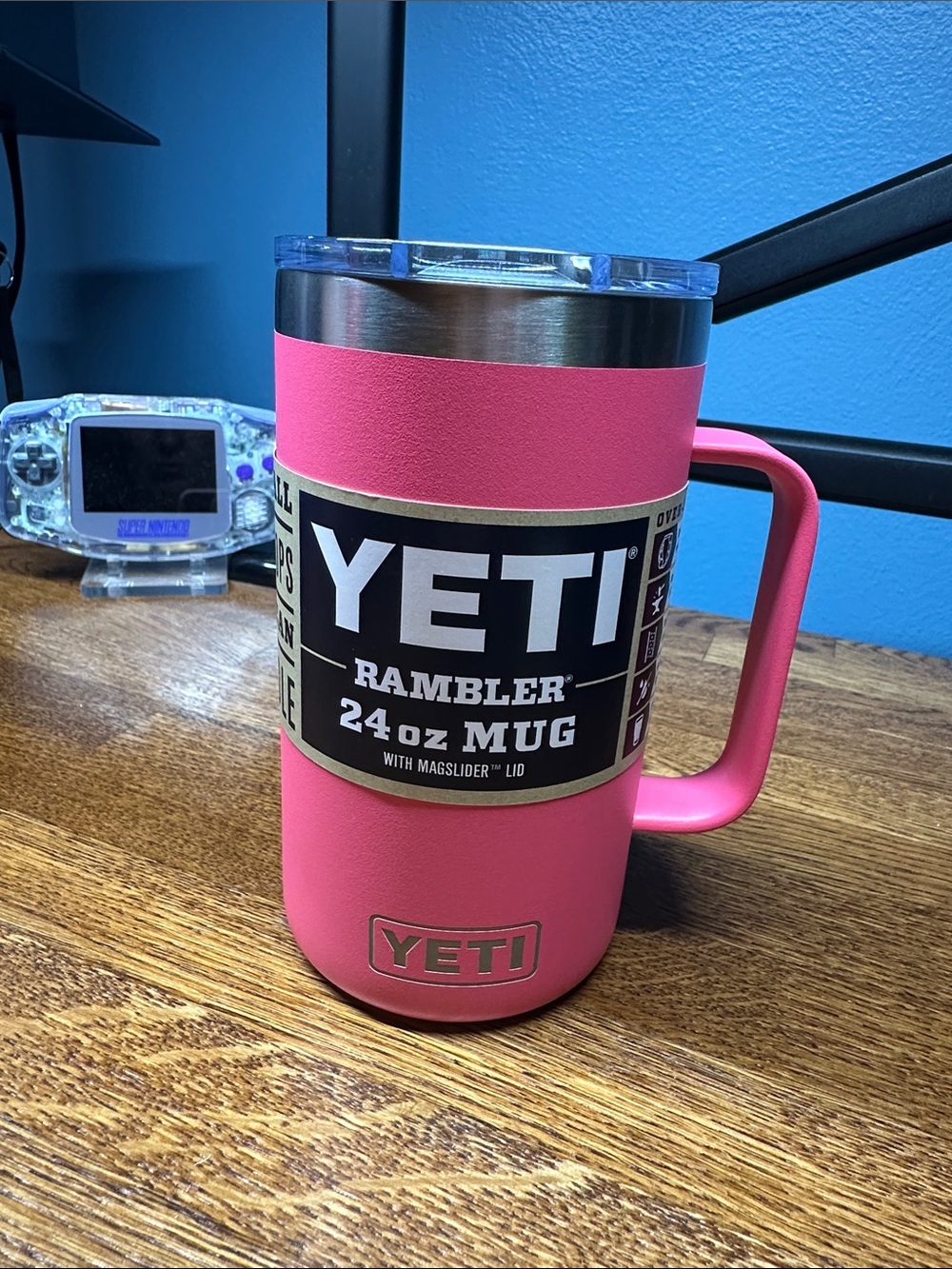 NWT Yeti Rambler 24oz Mug - Tropical Pink